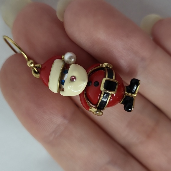 Santa Claus Earrings enamel pearl holiday wear - Picture 9 of 10